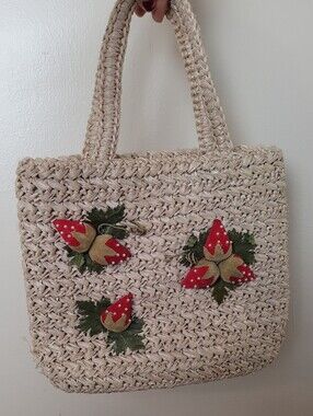 Magid Vintage Woven Straw Strawberry Hand Bag Tote Cottagecore